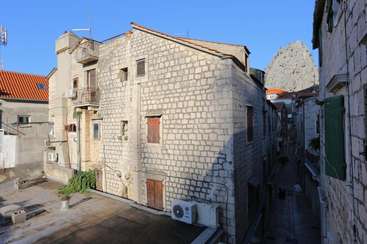 Apartments With A Parking Space Omis - 19051 Exterior foto